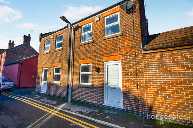 1 bedroom semi-detached house for sale