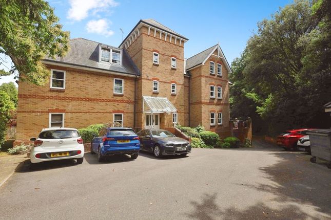 Dean Park Road, Bournemouth BH1 2 bed apartment for sale