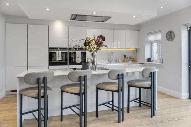 Theobald Street, Borehamwood 3 bed detached bungalow for sale