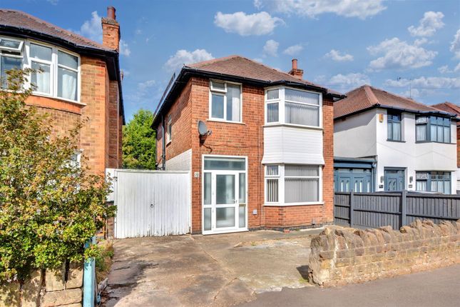 Runswick Drive, Wollaton, Nottingham 3 bed detached house for sale