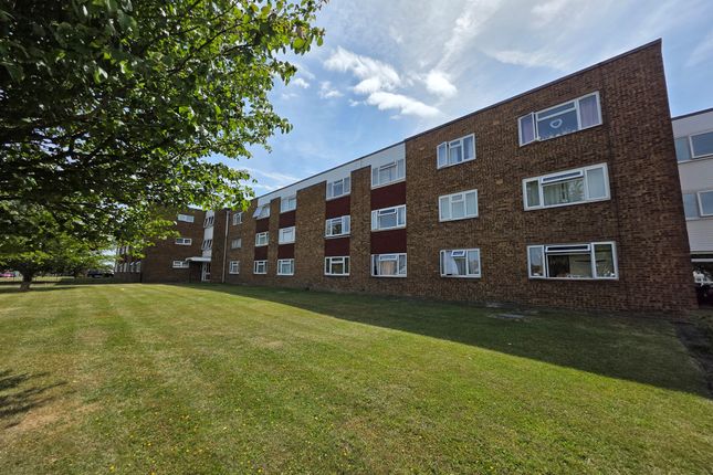 Studio flat for sale