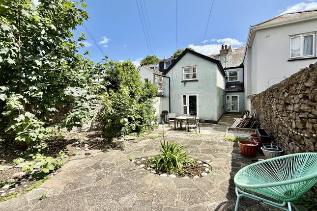 2 bedroom maisonette for sale