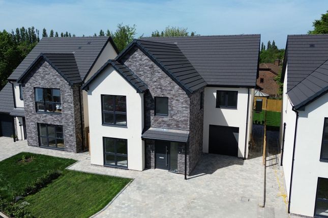 Lane End Mews, Twiss Green Lane, WA3 4 bed detached house for sale