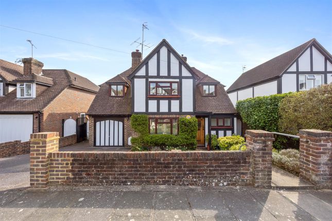 Brangwyn Avenue, Brangwyn, Brighton 3 bed detached house for sale