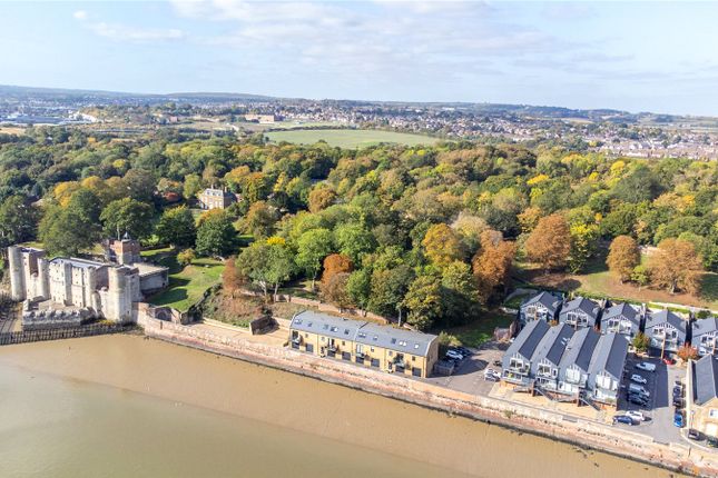 Castle Reach Row, Ordanance Yard... 3 bed semi