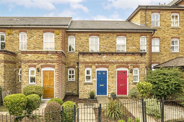 George Lane, Hither Green, London, SE13 2 bed terraced house for sale