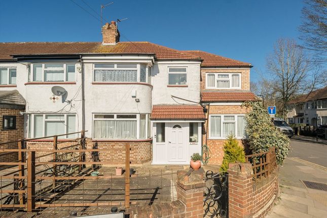 Woodhouse Avenue, Greenford UB6 5 bed house for sale