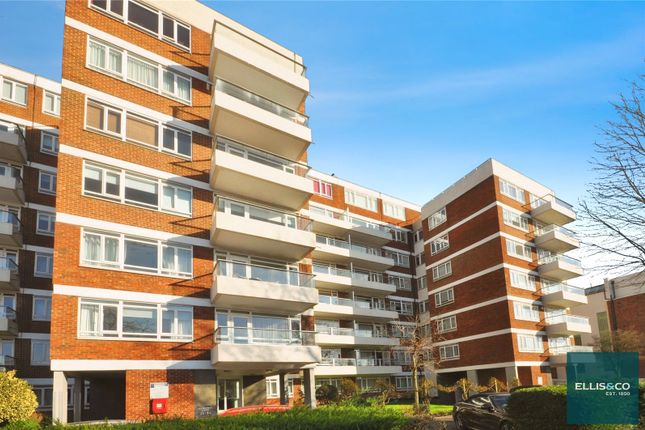 Mayflower Lodge, Regents Park Road... 2 bed apartment for sale