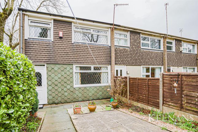 3 bed end terrace house