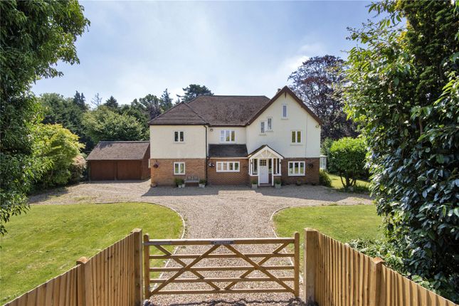 6 bedroom detached house for sale