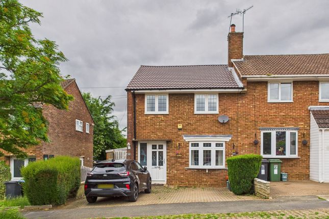 Meadow Road, Nash Mills, HP3 2 bed end of terrace house for sale