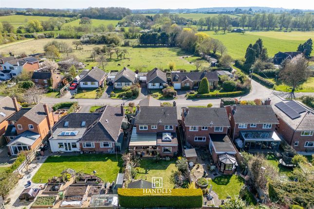 Stonebridge Lane, Long Itchington 4 bed detached house for sale