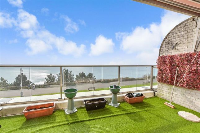 3 bed maisonette