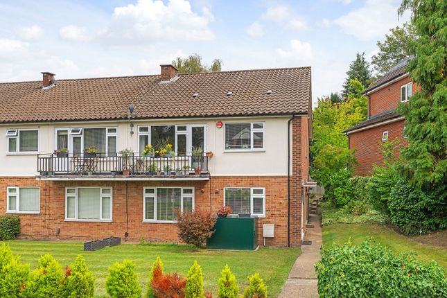 3 bedroom maisonette for sale