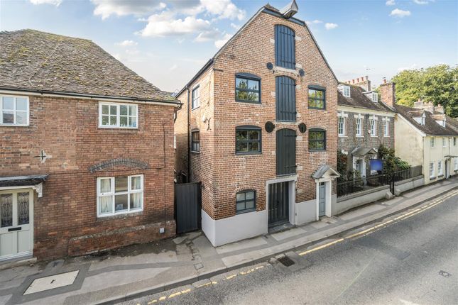 4 bedroom end of terrace house for sale