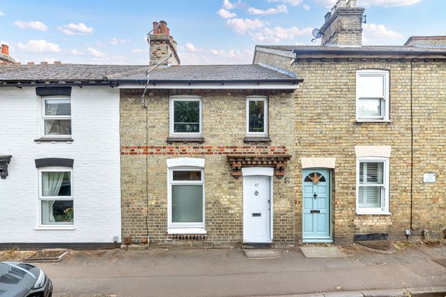 Queens Road, Royston SG8 3 bed terraced house for sale