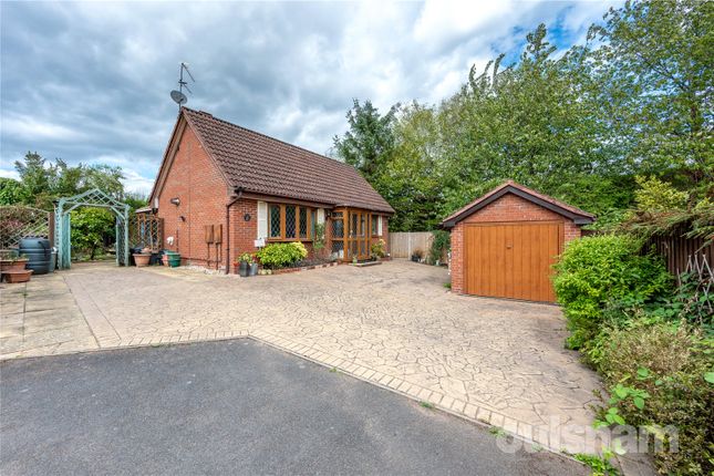 St. Stephens Gardens, Redditch... 2 bed bungalow for sale