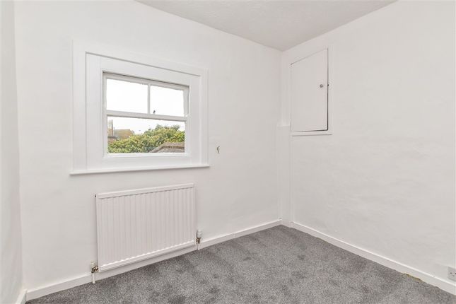 2 bed end terrace house