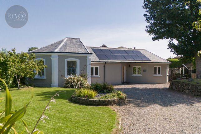 4 bedroom detached bungalow for sale