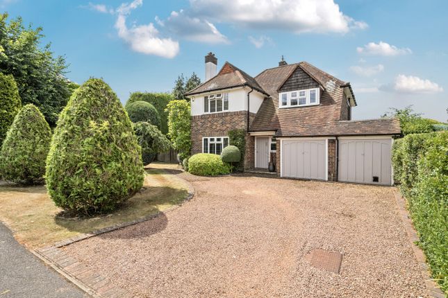 Boxgrove Avenue, Guildford, Surrey, GU1 4 bed house for sale