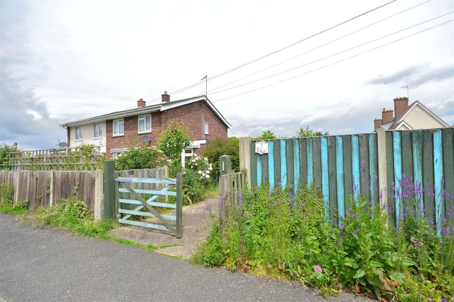 3 bed semi-detached house