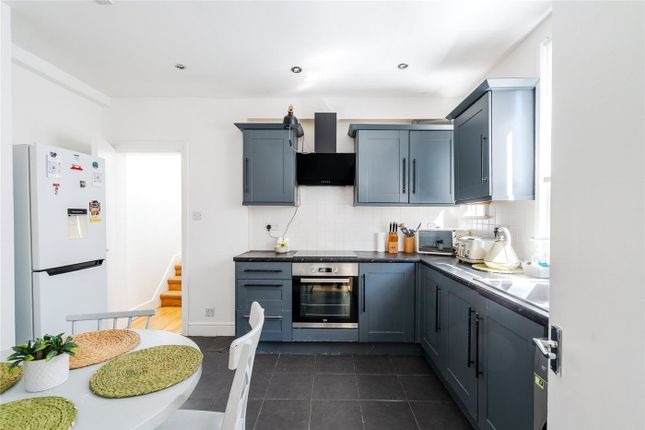 Herne Hill Road, London, SE24 3 bed terraced house for sale
