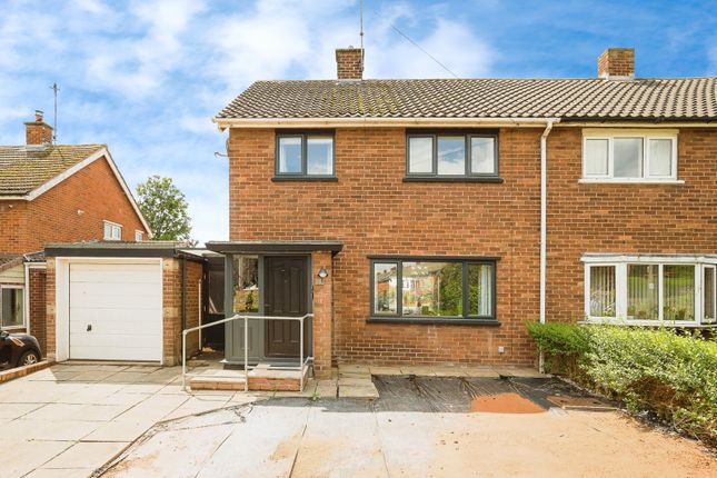3 bedroom semi-detached house for sale