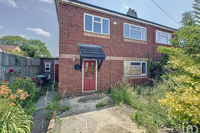 3 bedroom semi-detached house for sale