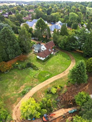 Station Road, Caterham CR3 5 bed detached house for sale