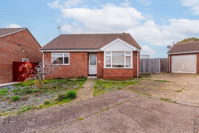 Noel Close, Hopton 3 bed detached bungalow for sale