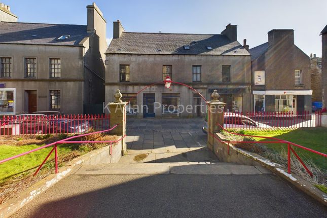 136, 138 & 140  Victoria Street... 4 bed townhouse for sale