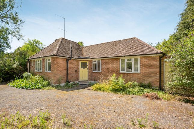 Green Lane, Ascot 2 bed detached bungalow for sale