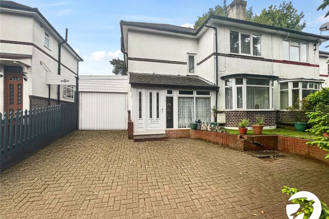 Gravesend Road, Rochester, Kent, ME2 3 bed semi