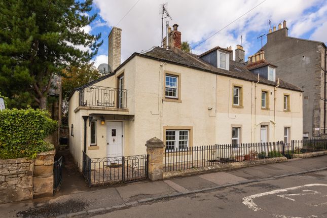 3 bedroom semi-detached villa for sale