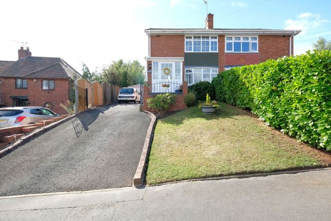 Ashwood Avenue, Stourbridge DY8 3 bed semi
