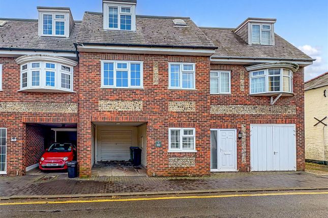 Western Road, Littlehampton BN17 3 bed townhouse for sale