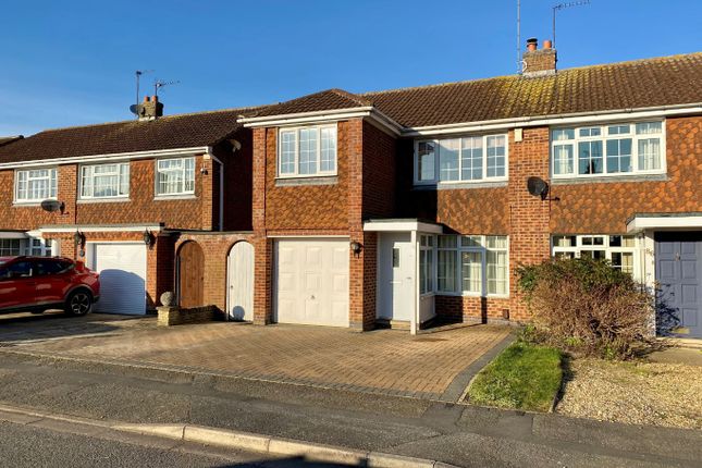 Oundle Drive, Moulton, Northampton... 3 bed semi