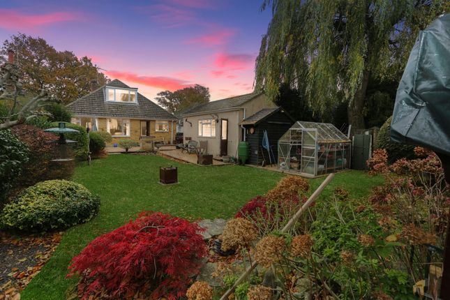 Ringwood Road, Christchurch BH23 3 bed detached house for sale