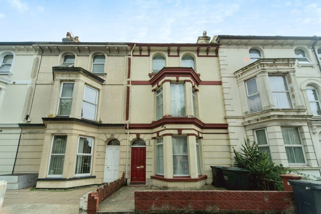 8 bedroom terraced house for sale