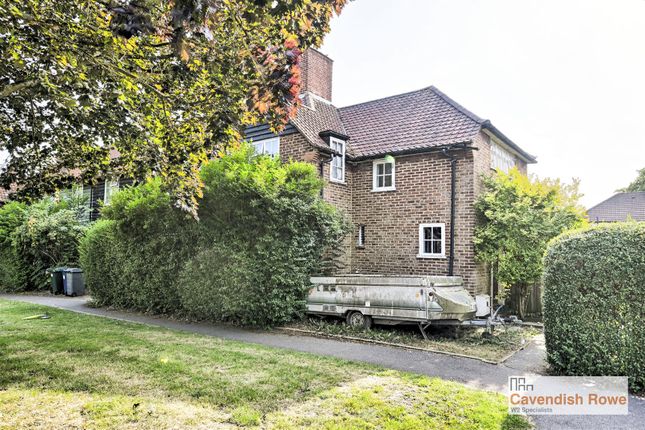Orange Hill Road, Edgware 3 bed house for sale