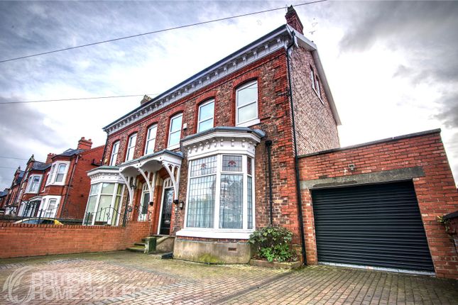 5 bedroom semi-detached house for sale