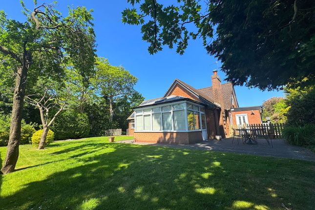 Offerton Road, Stockport SK7 4 bed detached bungalow for sale