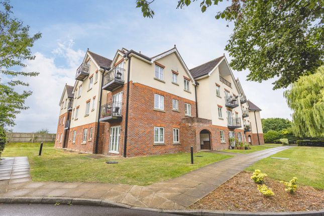 Datchet Road, Datchet SL3 1 bed flat for sale