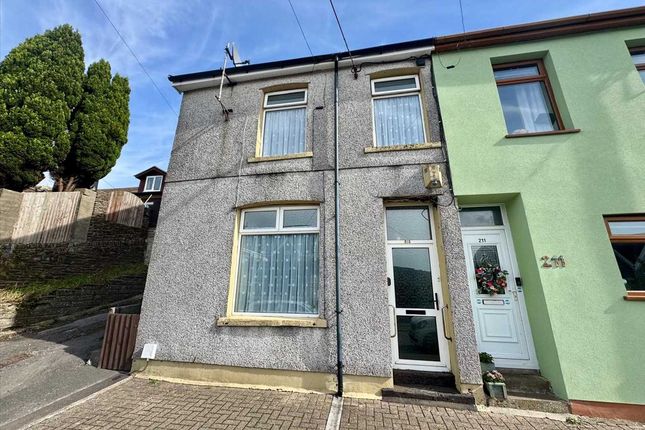 Porth CF39 3 bed end of terrace house for sale