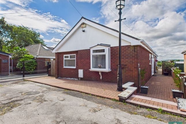Orchard Grove, Oldham OL2 2 bed detached bungalow for sale