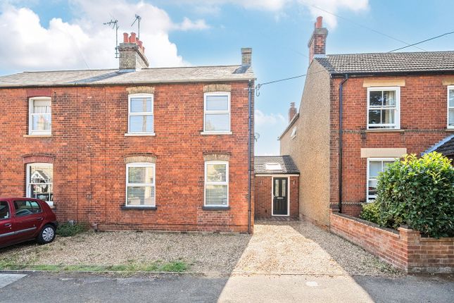 Chapel Road, Flitwick, MK45 3 bed semi
