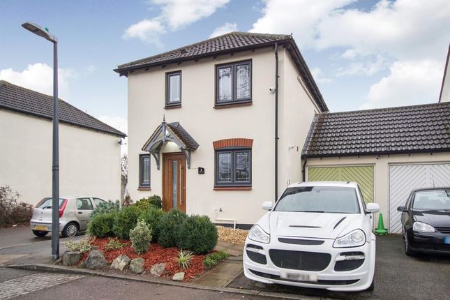 Summer House Way, Warmley, Bristol, BS30 3 bed link detached house for sale