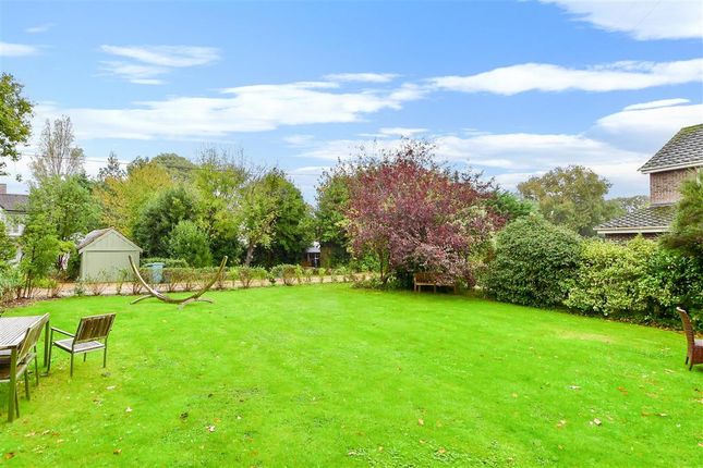 2 bedroom ground floor flat for sale