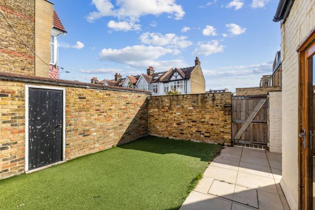 Rannoch Road, Hammersmith, London, W6 4 bed end of terrace house for sale