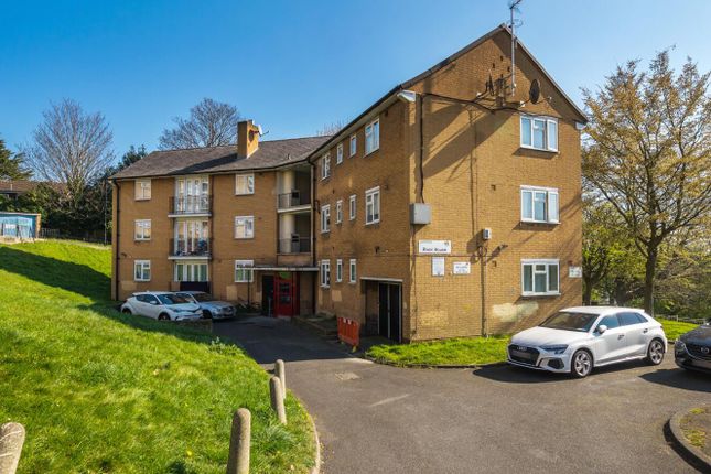 Sydenham Hill, Sydenham, London, SE26 3 bed flat for sale